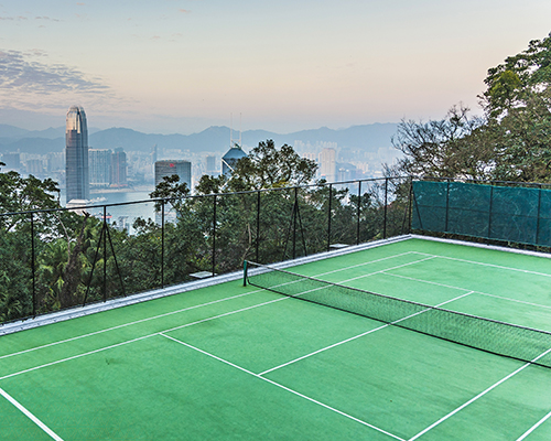 the magnus mall roof top tennis court 